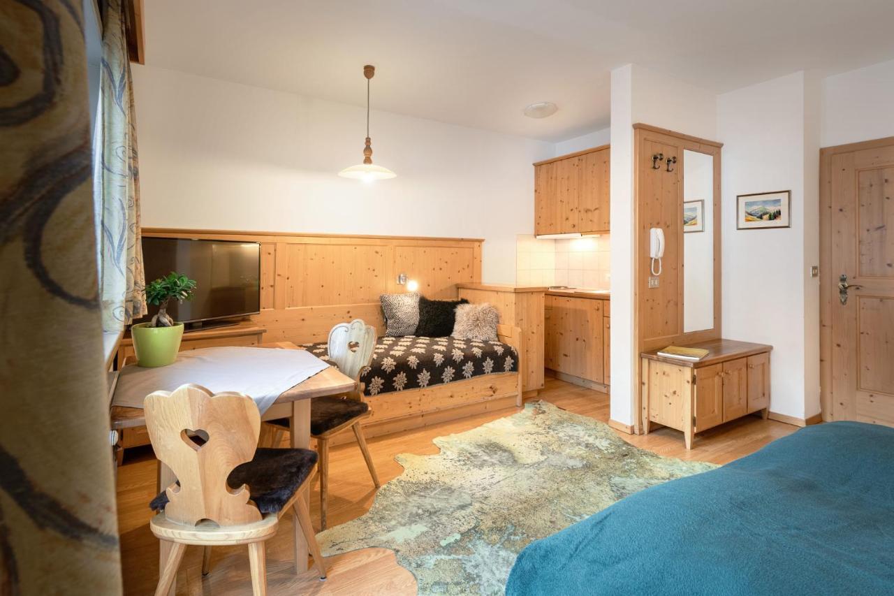 Apartments Heritage House Margherita Santa Cristina Val Gardena Zewnętrze zdjęcie
